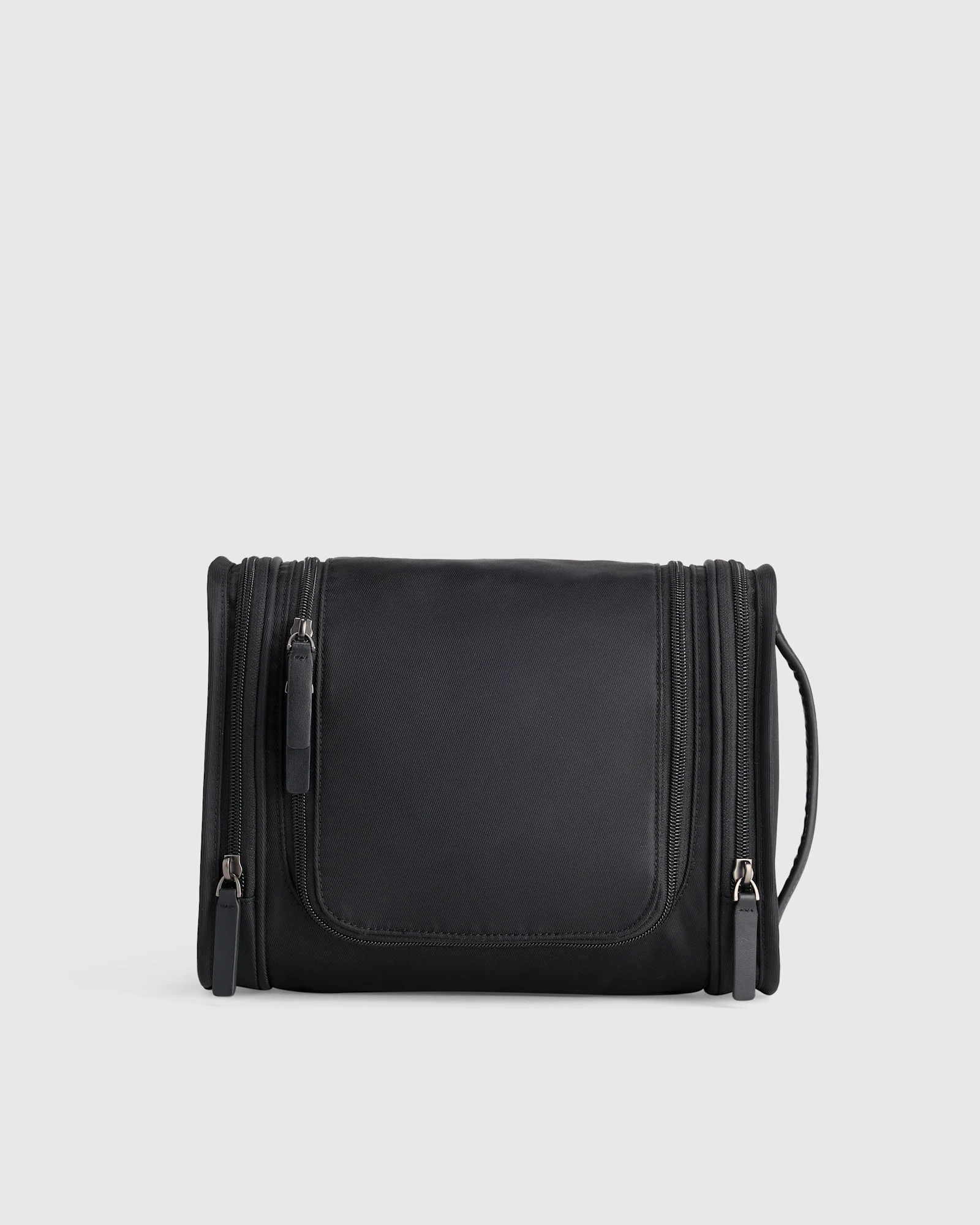 Voyage Nylon Hanging Toiletry Case | Quince