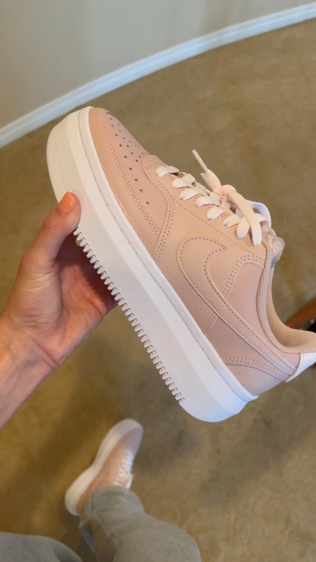 This color 😍


#LTKstyletip #LTKshoecrush #LTKfit