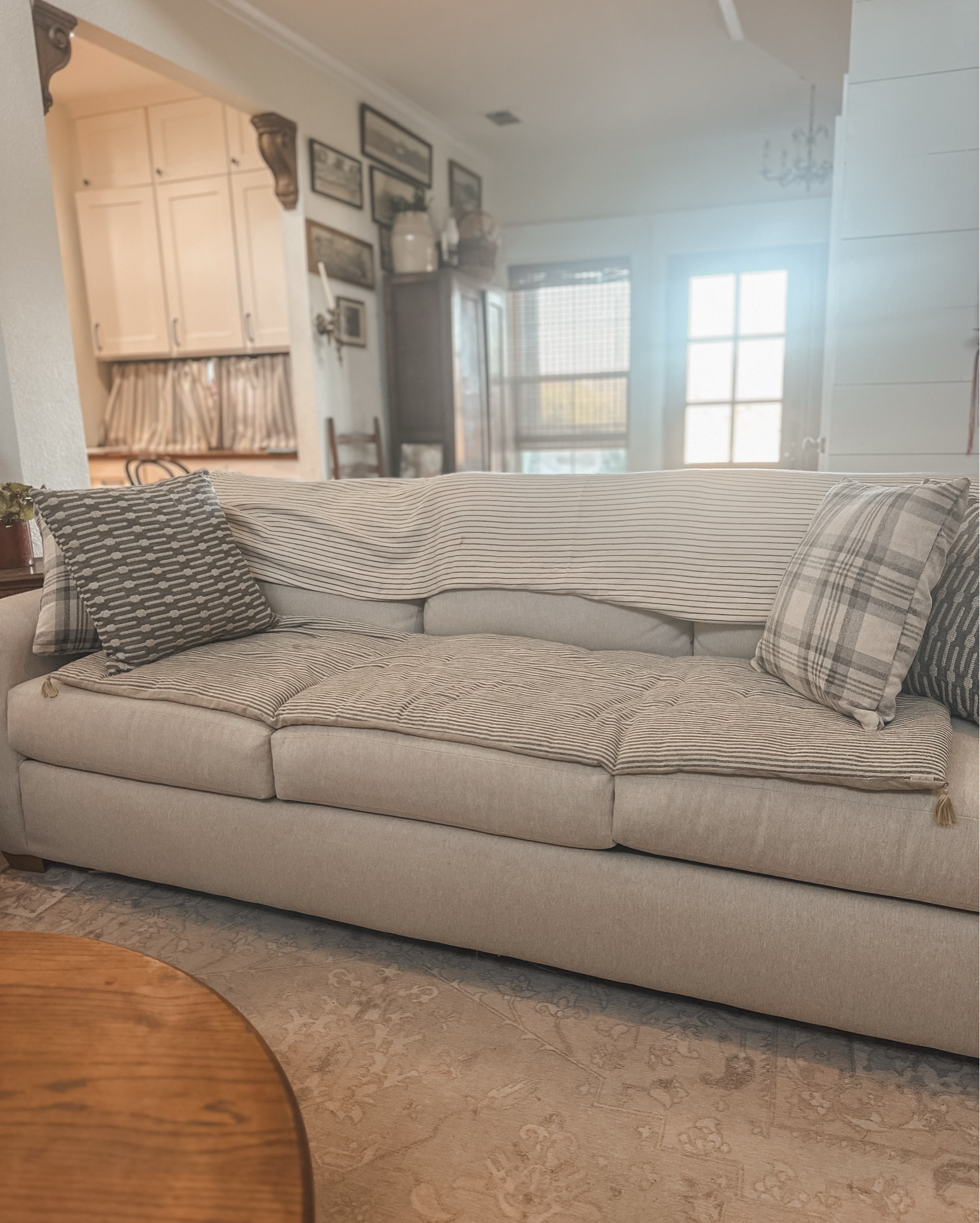 Sofa toppers!! Protects your couch and adds so much character 

#LTKSaleAlert #LTKFamily #LTKFindsUnder100