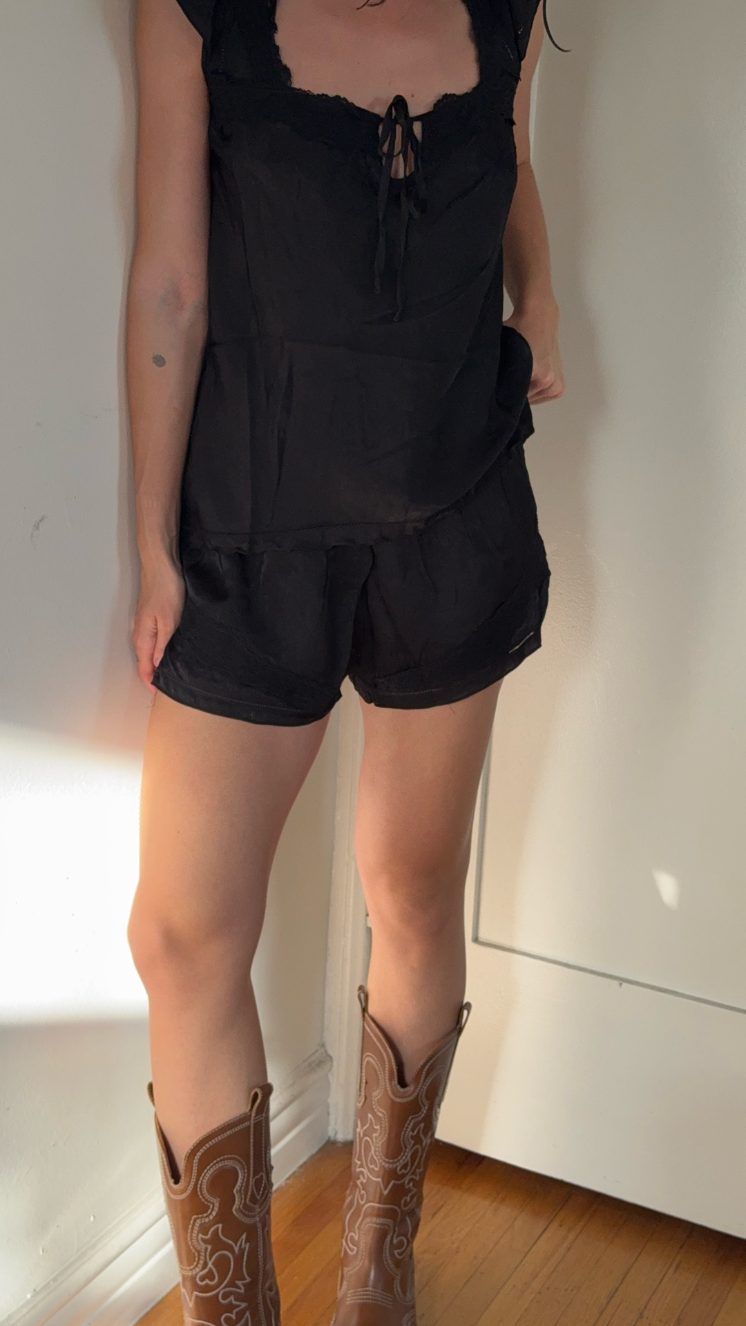 cute matching set from fp intimates🖤