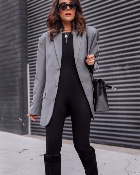 This grey oversized blazer will be on heavy rotation into spring! Also linking similars and a less option under $40! 
Blazer XS/S
Leggings XS 

#LTKSeasonal #LTKstyletip #LTKover40