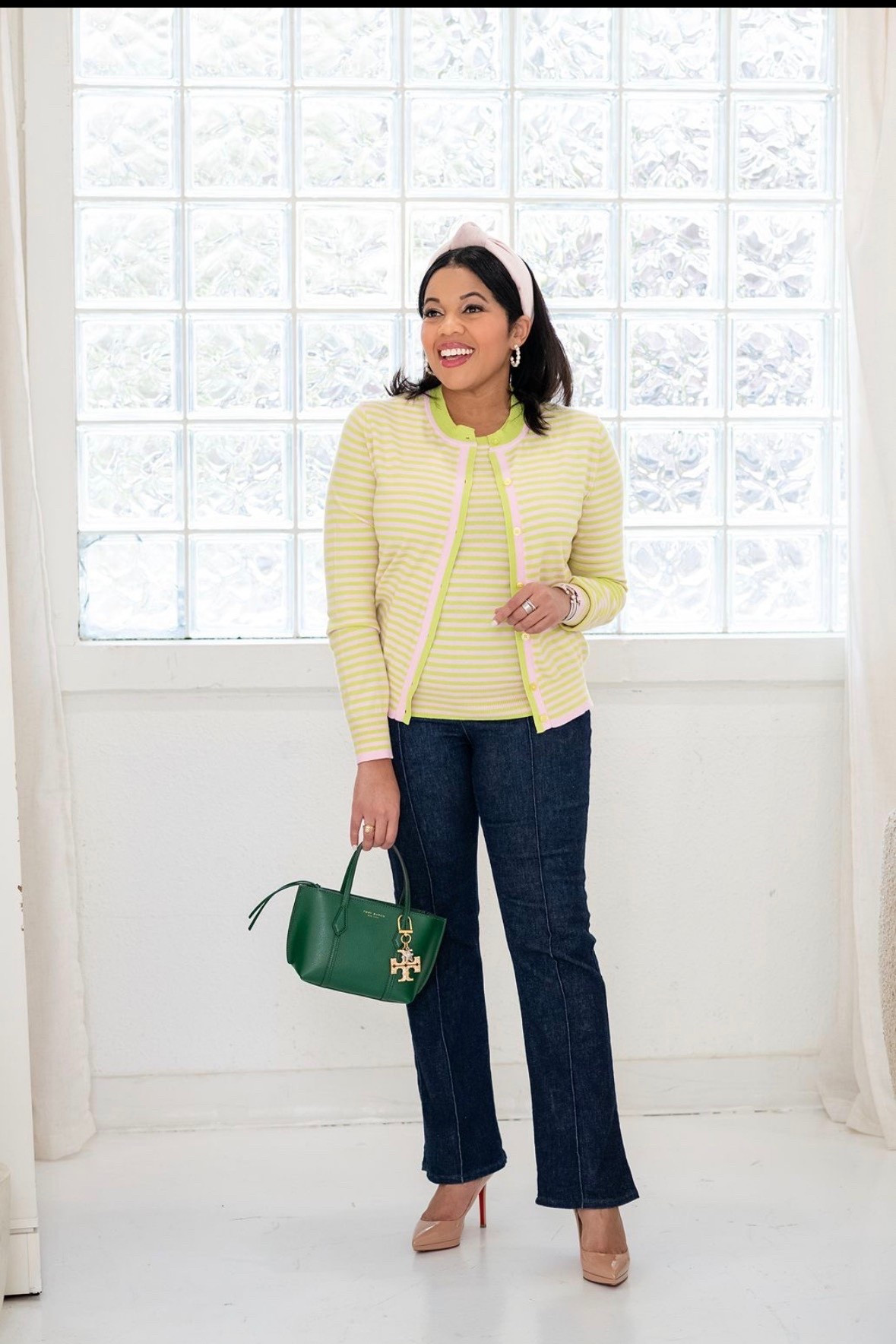 This cardigan set is perfect for spring and coems inna variety of colors!

#LTKdayinmylife #LTKootd