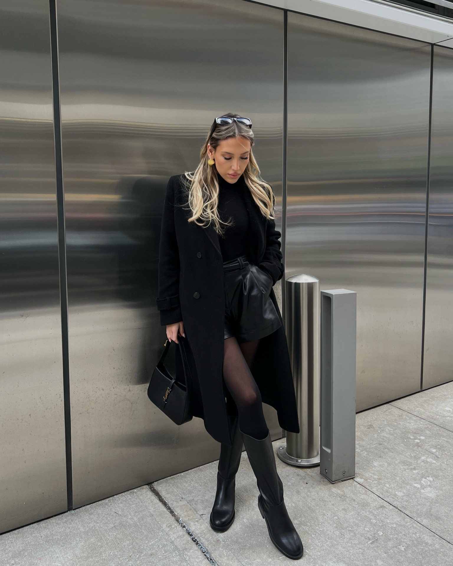 Winter look 🖤

#LTKHoliday #LTKStyleTip #LTKSeasonal