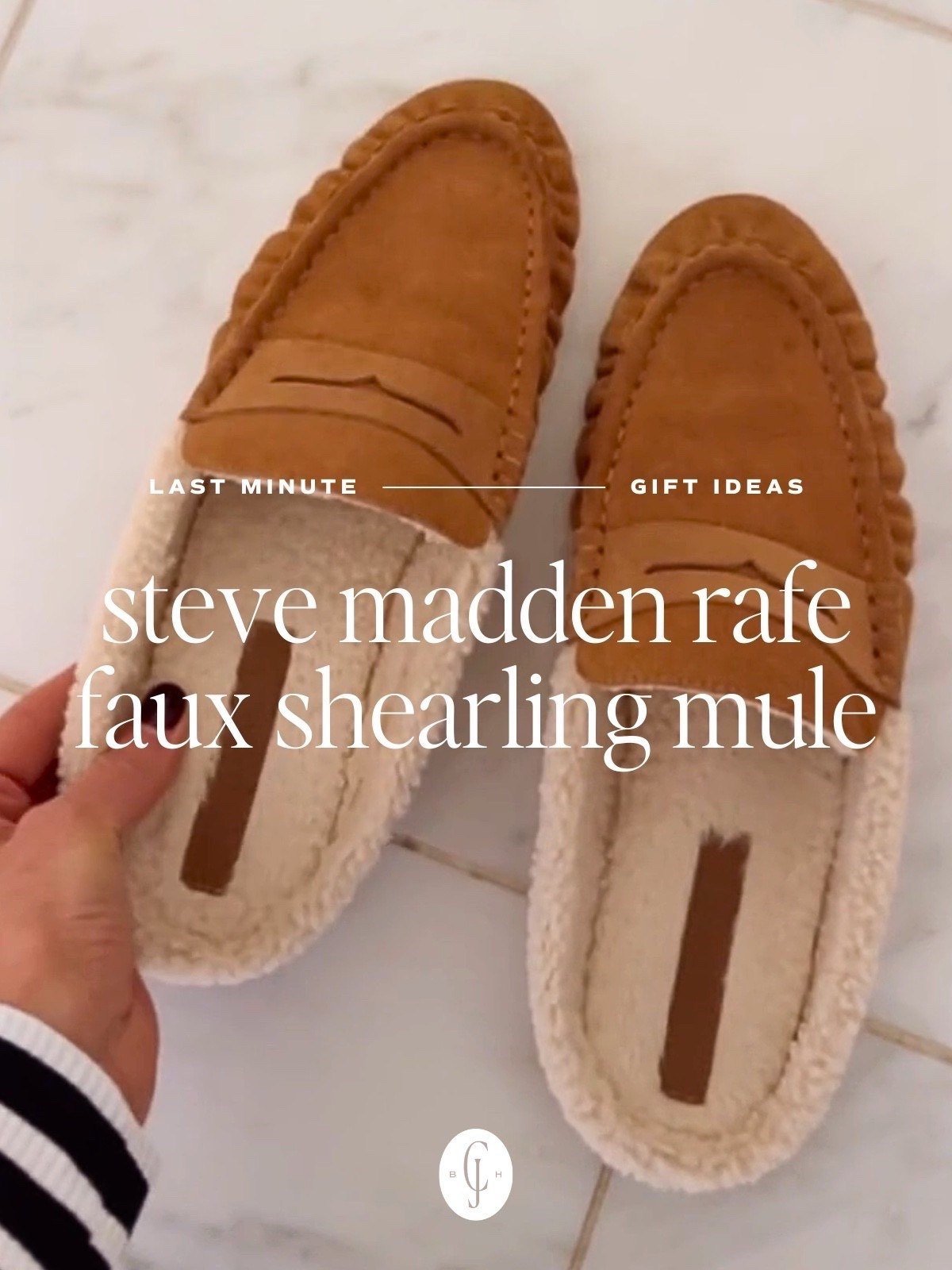 My pick for a great last minute holiday gift — a cozy faux shearling slide!

#LTKHoliday #LTKGiftGuide