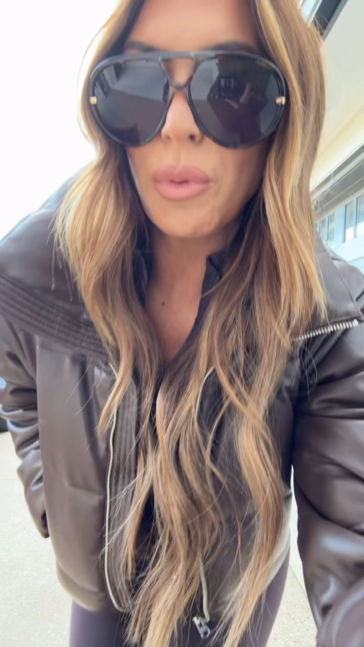 errands ootd 🤎

use code HOLIDAYRUSH for an extra 15% off this jacket!

I wear a 4 in leggings and jacket and a small in the jacket! 

 #LTKootd #LTKmomlife #LTKFindsUnder100