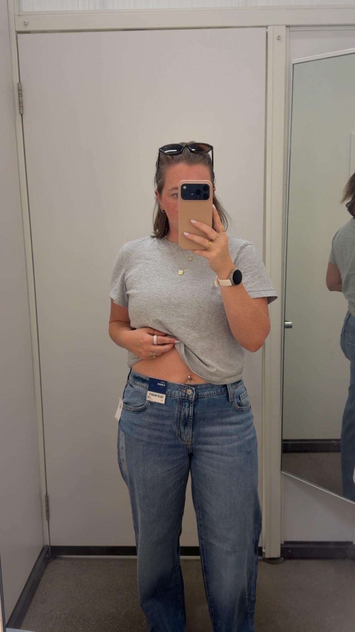 Low rise baggy jeans! 30% off this weekend. Fits TTS 🩵