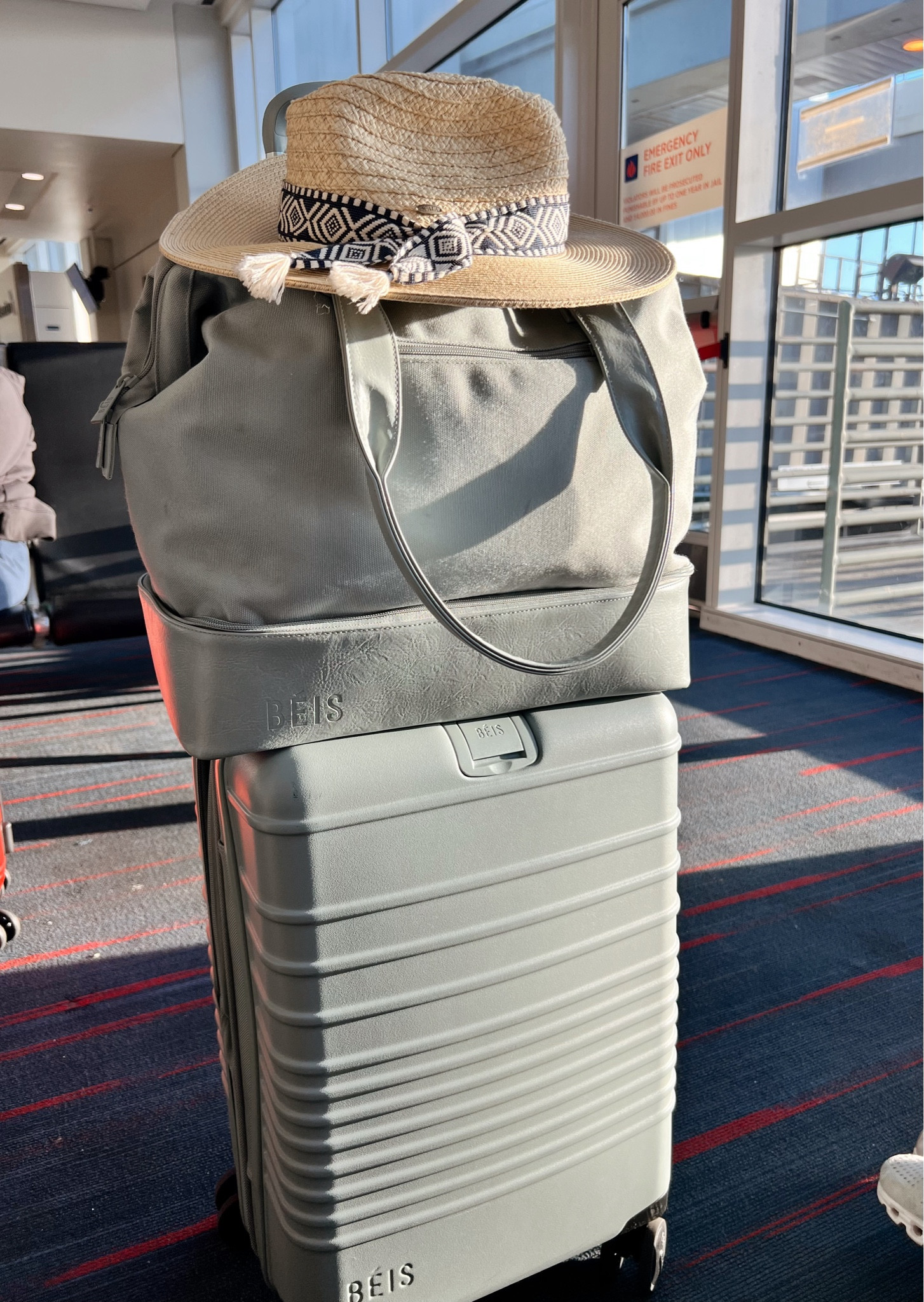 Travel day!!! 

🌴☀️✈️
BÉIS mini weekender and carry on are the BEST ever! 


#LTKTravel #LTKSeasonal #LTKItBag