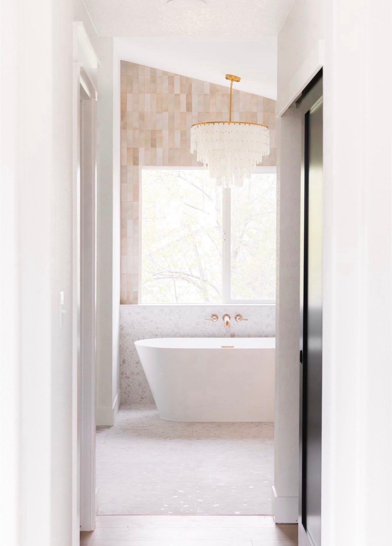 This chandelier 😍

Bathroom 
Shell light 
Modern 
Organic

#LTKOver40 #LTKHome #LTKdayinmylife
