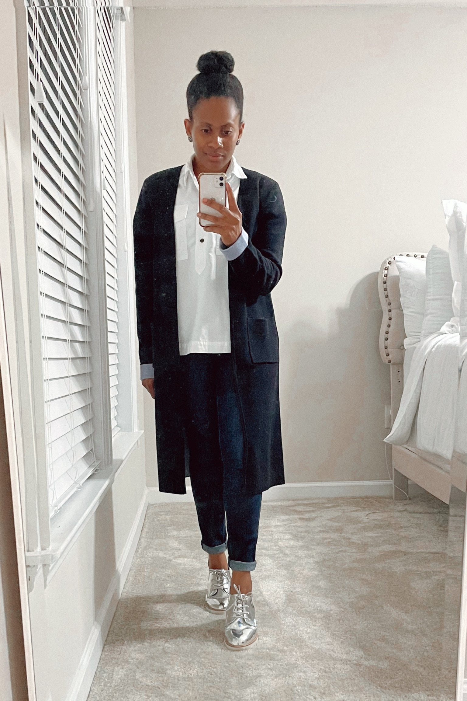 Would you call this business casual? #ootd 

•Follow for more daily styles!!•

#cardigan #jeans #denim #utility #utilitytop #transeasonal #oxfords

#LTKshoecrush #LTKstyletip