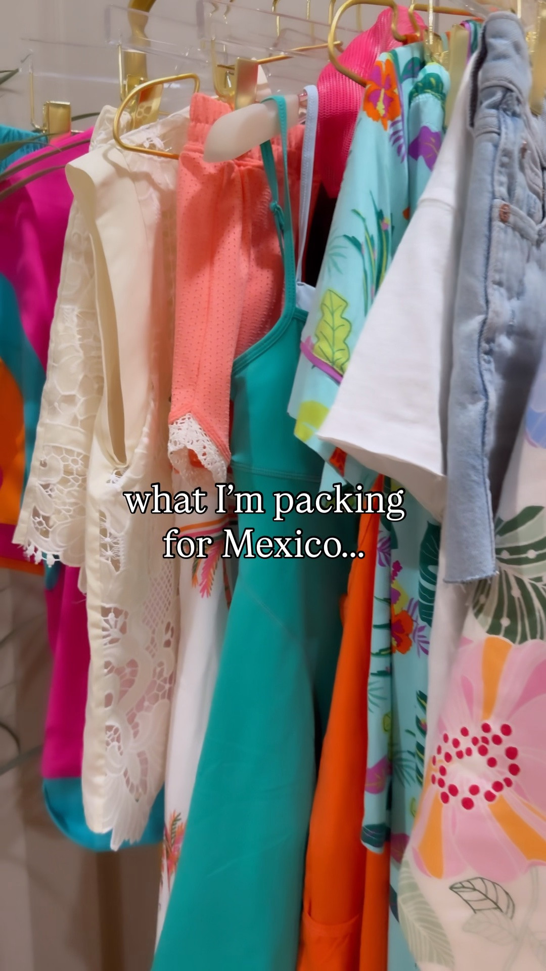 Everything I’m packing for Cabo Mexico for a friends 40th bday weekend