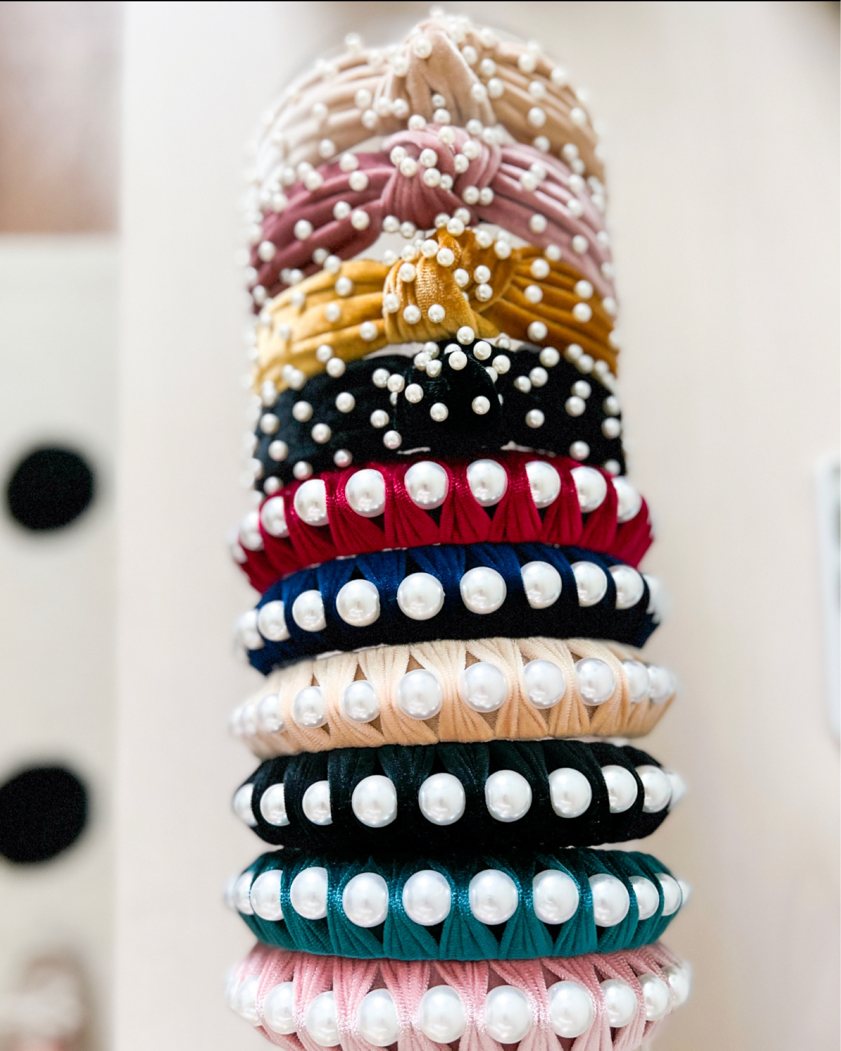 Headbands / headband stand / Black Friday deals 




#ltksalealert

#LTKGiftGuide #LTKsalealert #LTKHoliday