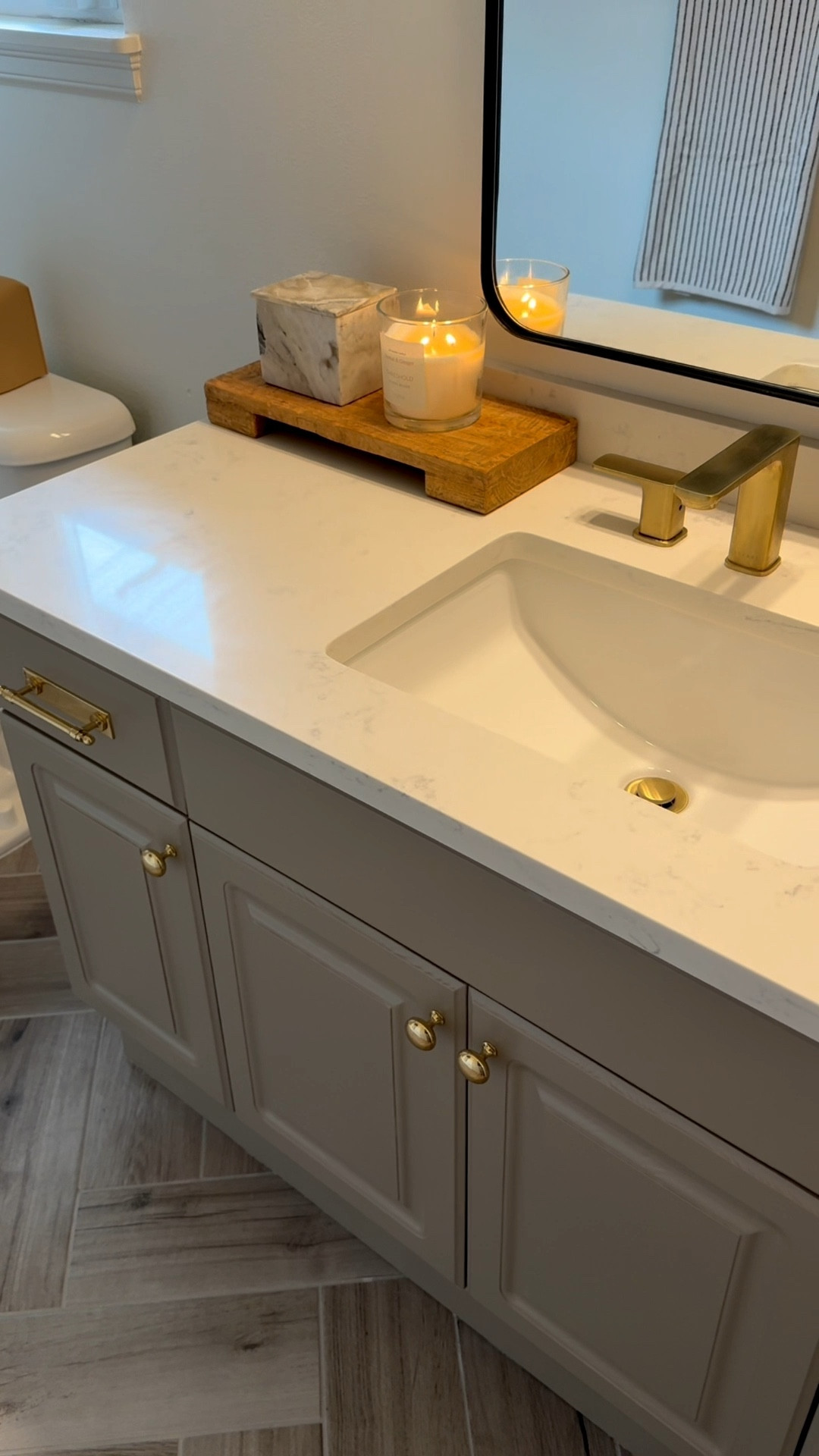 Bathroom makeover, powder room, bathroom decor, bathroom styling, organic modern, transitional, neutral bathroom, faucet, vanity light, shower curtain, medicine cabinet, arched cabinet 

#LTKHome

#LTKHome