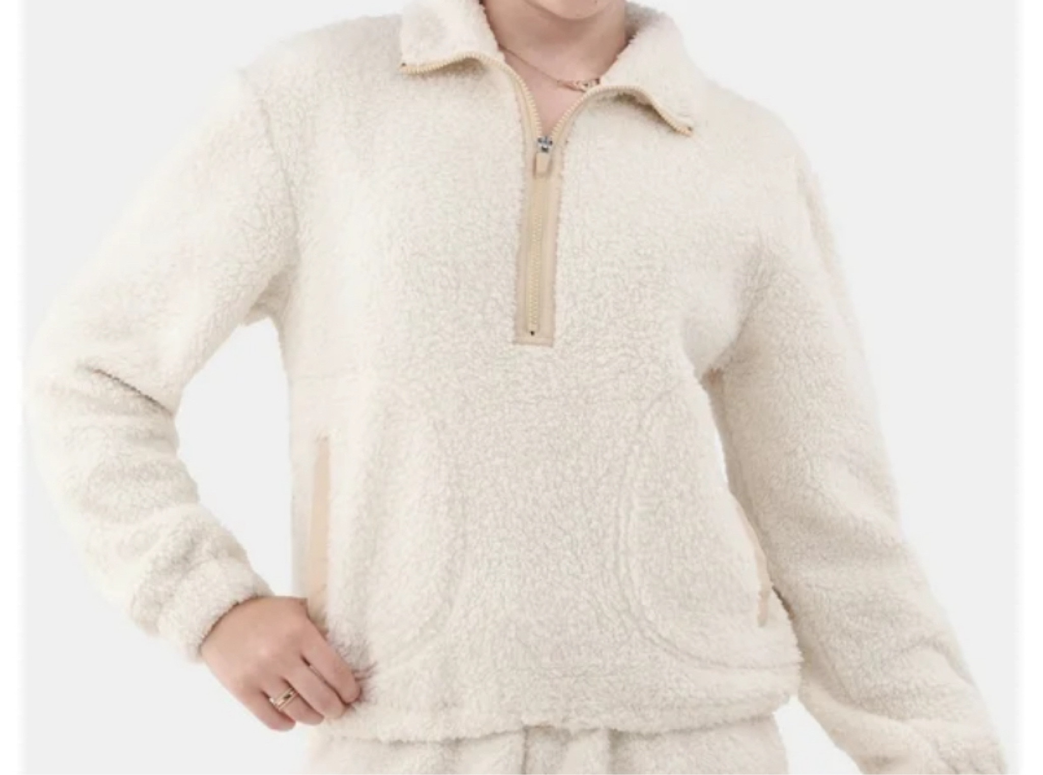 The softest Sherpa you will get for $10! What a steal! 

#LTKFallSale #LTKFindsUnder50 #LTKSaleAlert