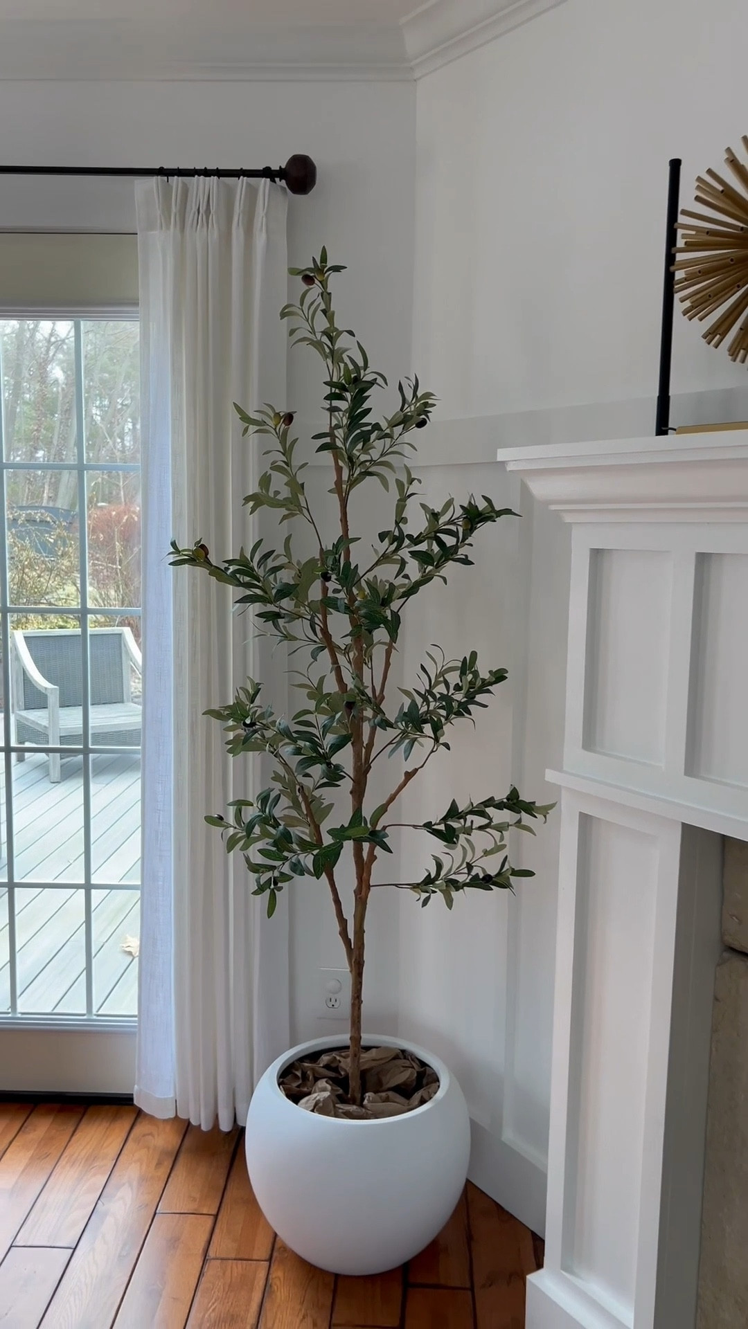 Highlighting the benefits: 
low maintenance, cost-effective, always looks perfect, allergy-friendly, 
eco-friendly, and customizable  

#LTKHome #LTKBeauty #LTKStyleTip