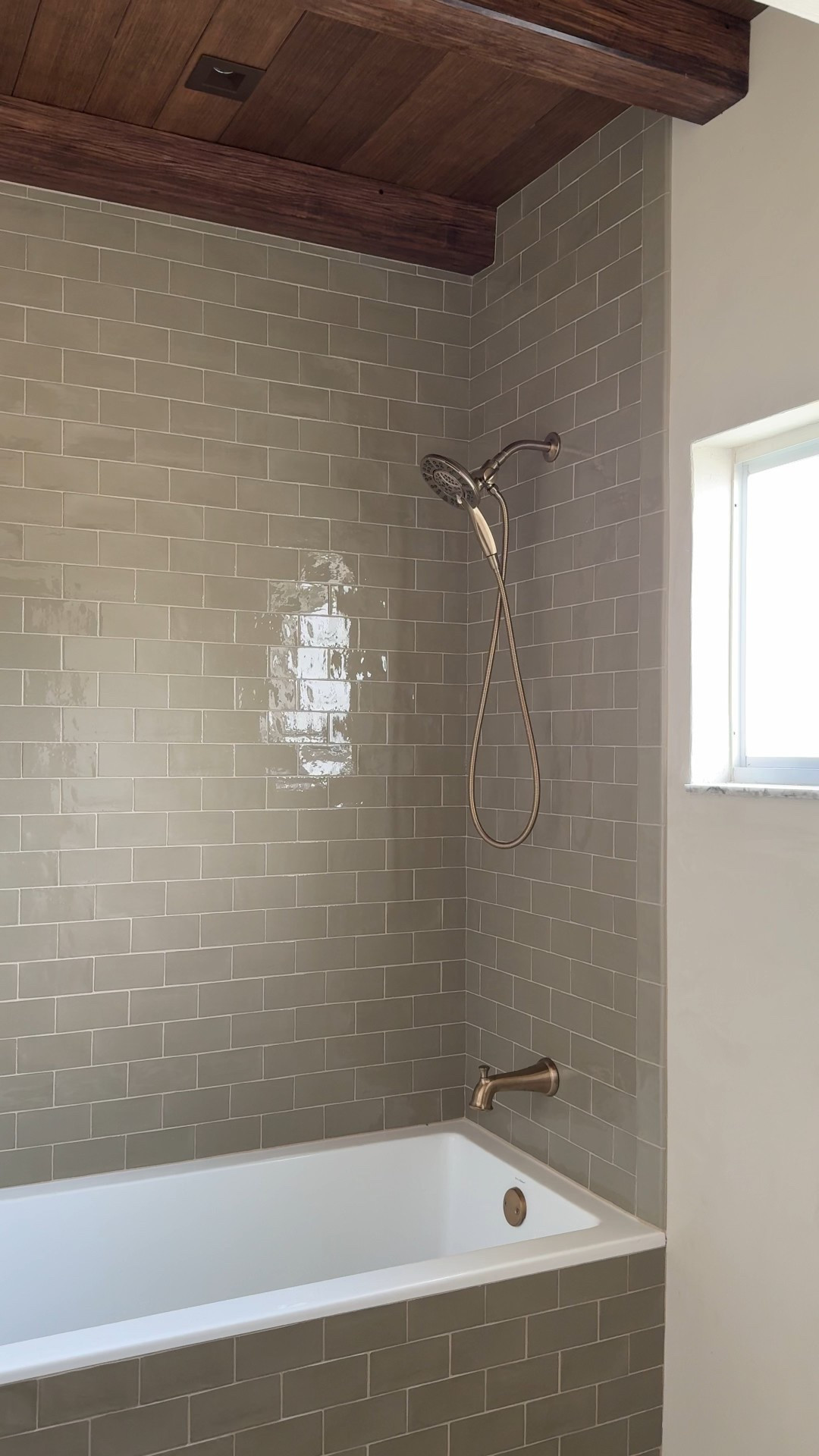 Found the perfect green-gray subway tile at @wayfair! 

It’s on sale right now during their Labor Day Clearance, with more finds up to 70% off plus free and easy shipping over $35 🙌🏼

#wayfair #wayfairpartner