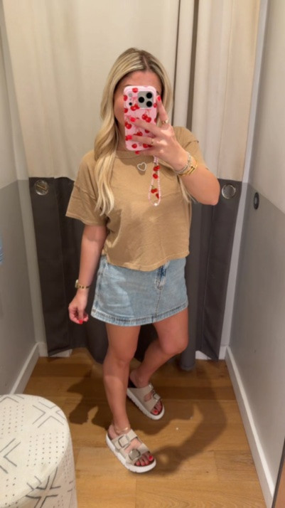New @Aerie summer outfit!
Size small
Sandals tts