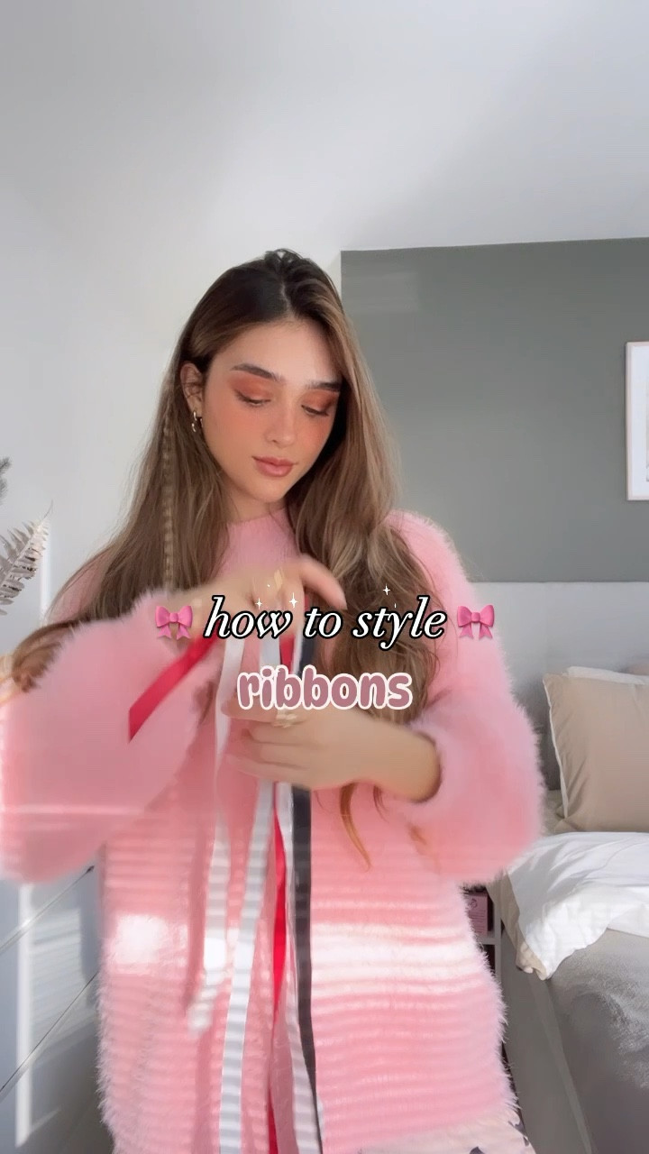 🛍️SHEIN DISCOUNT: MXsweetinstabella15

How to style ribbons on oversized jeans, ribbons as necklace, ribbon hair claw clip style inspo💕

#LTKGift

#LTKbeauty #LTKstyletip #LTKVideo