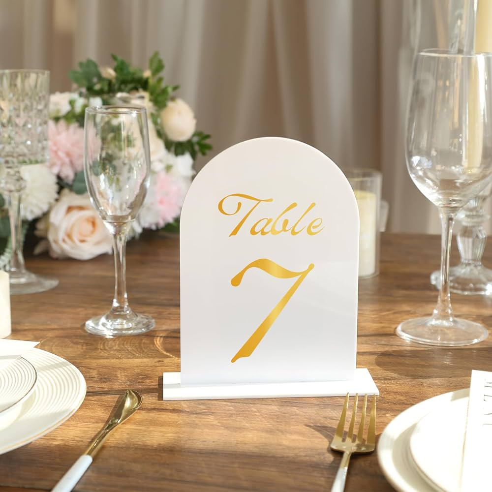UNIQOOO 10 Pack Acrylic 5x7 White Arch Table Sign for Wedding with Holders, 1/8 in Thick, DIY Bla... | Amazon (US)