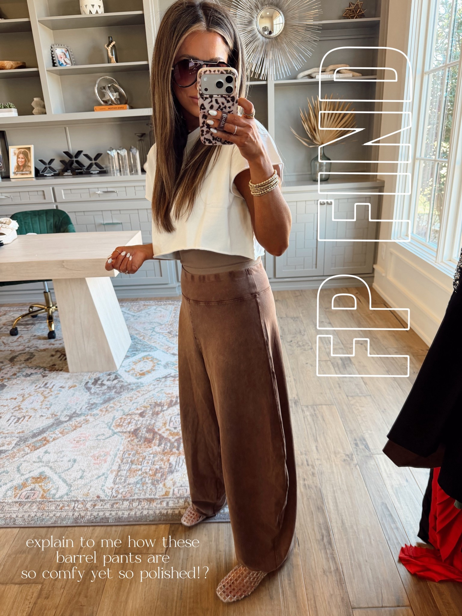 I love these barrel pant so light weight and comfy! Size small (run really big!)

#LTKgrwm #LTKootd #LTKmomlife