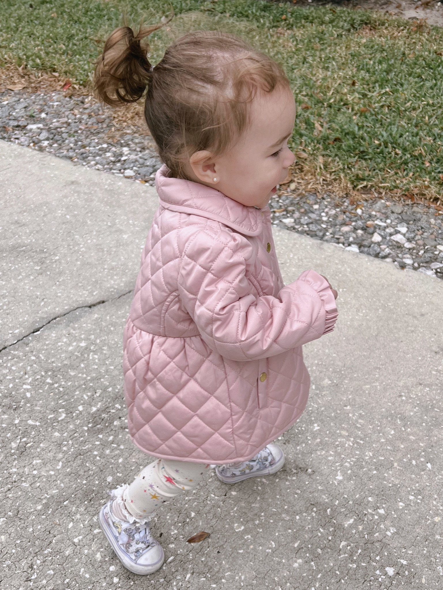 There’s no such thing as too much pink! Love this quilted barn coat from Janie & Jack for cooler FL days. Entire outfit linked. 

#janieandjack #coolerweather #babycoat #babyoutfit #toddlerfit #target #converse 