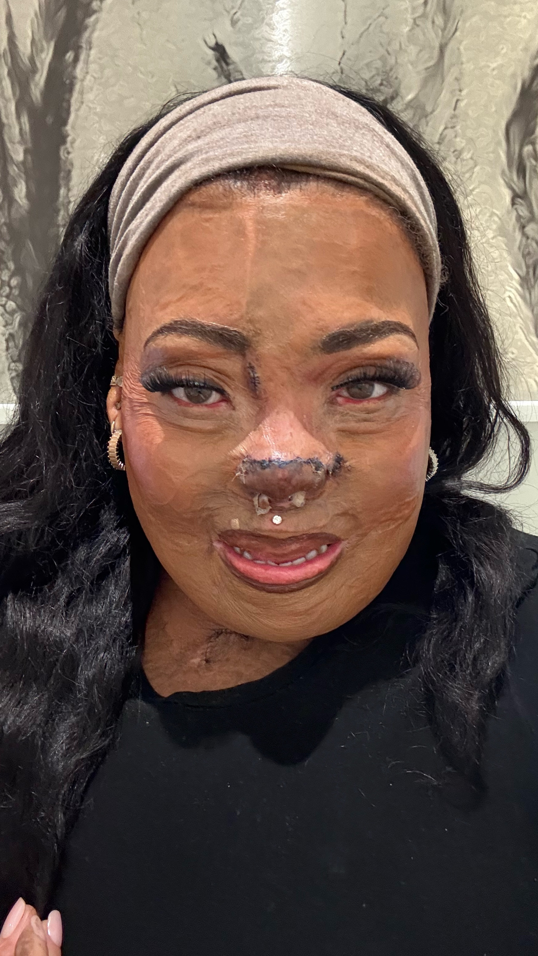 GRWM tutorial portion of my Instagram/TikTok/Facebook post today.🦋

The original post speaks about finding confidence and happiness, and for me make up has always been therapy and self-care.

Danessa Myricks, Fenty lipliner, pink setting powder, hard candy lip gloss, Nyx buttermelt bronzer, Patrick ta eyeshadow 

#LTKWatchNow #LTKOver40 #LTKBeauty