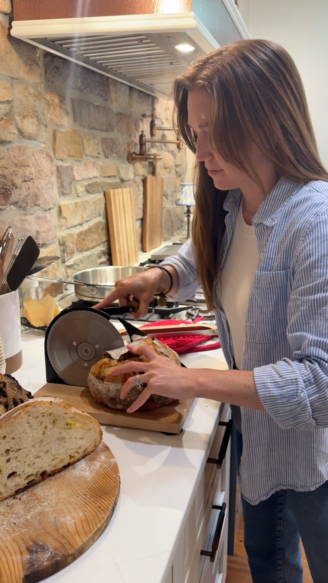 The manual bread, slicer of your dreams and reusable storage bags. I will keep your bread fresh for longer. #ManualBradSlicer #KitchenItems #ReusableBags #HomeDecor.

#LTKHome #LTKU