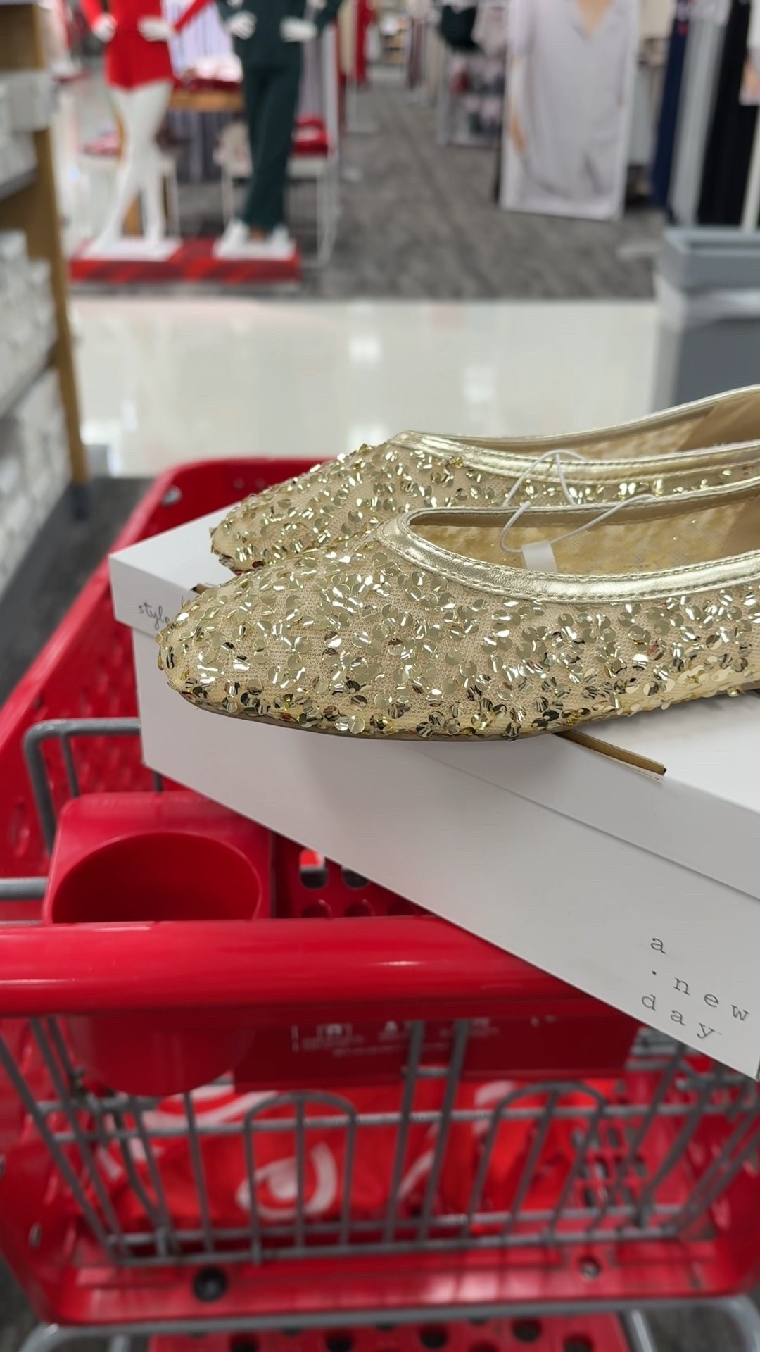 New Target shoes 40% off today only 

#LTKHoliday #LTKootd #LTKSaleAlert