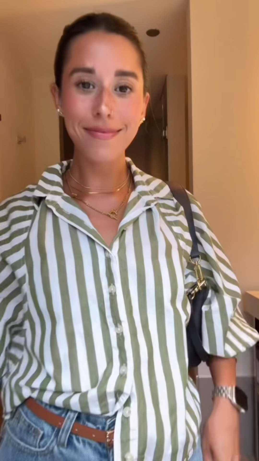 loving my subscription w Nuuly ! 

Purse: Louis Vuitton
Monogram Giant Bagatelle NM
Shorts: kittenish 
Jewelry: henri girl which obsessed with its sweat proof and doesn’t tarnish !!
Sandals: slip ons from old navy I’ve had forever 

Enjoy!!🙂
