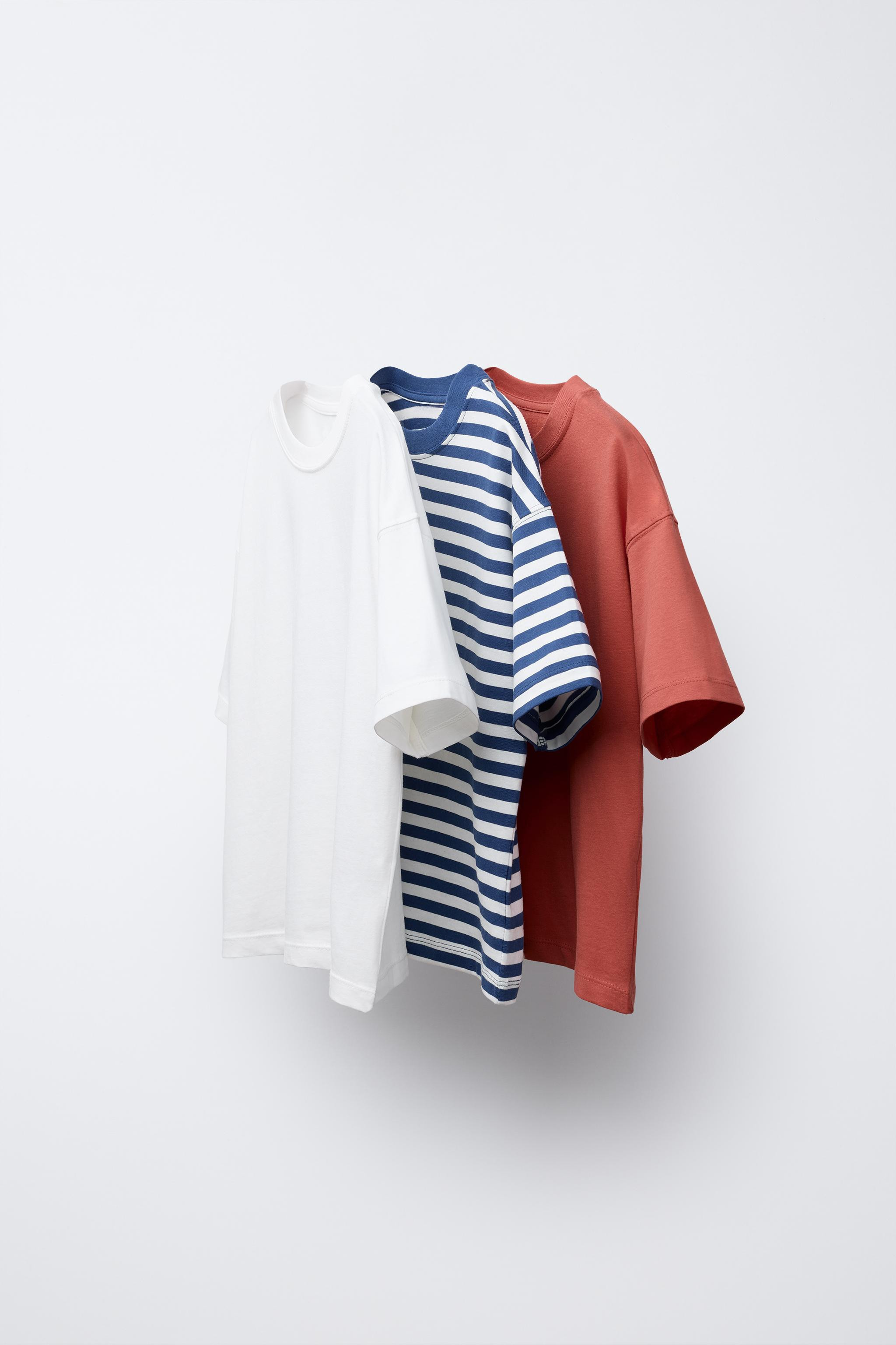 THREE-PACK OF SOLID AND STRIPED T-SHIRTS | Zara US