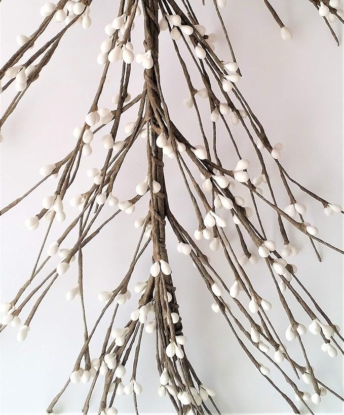 AR1956C-37 Primitive Pip Berry Garland in White Color Berries 4.5'-5' Length | Amazon (US)