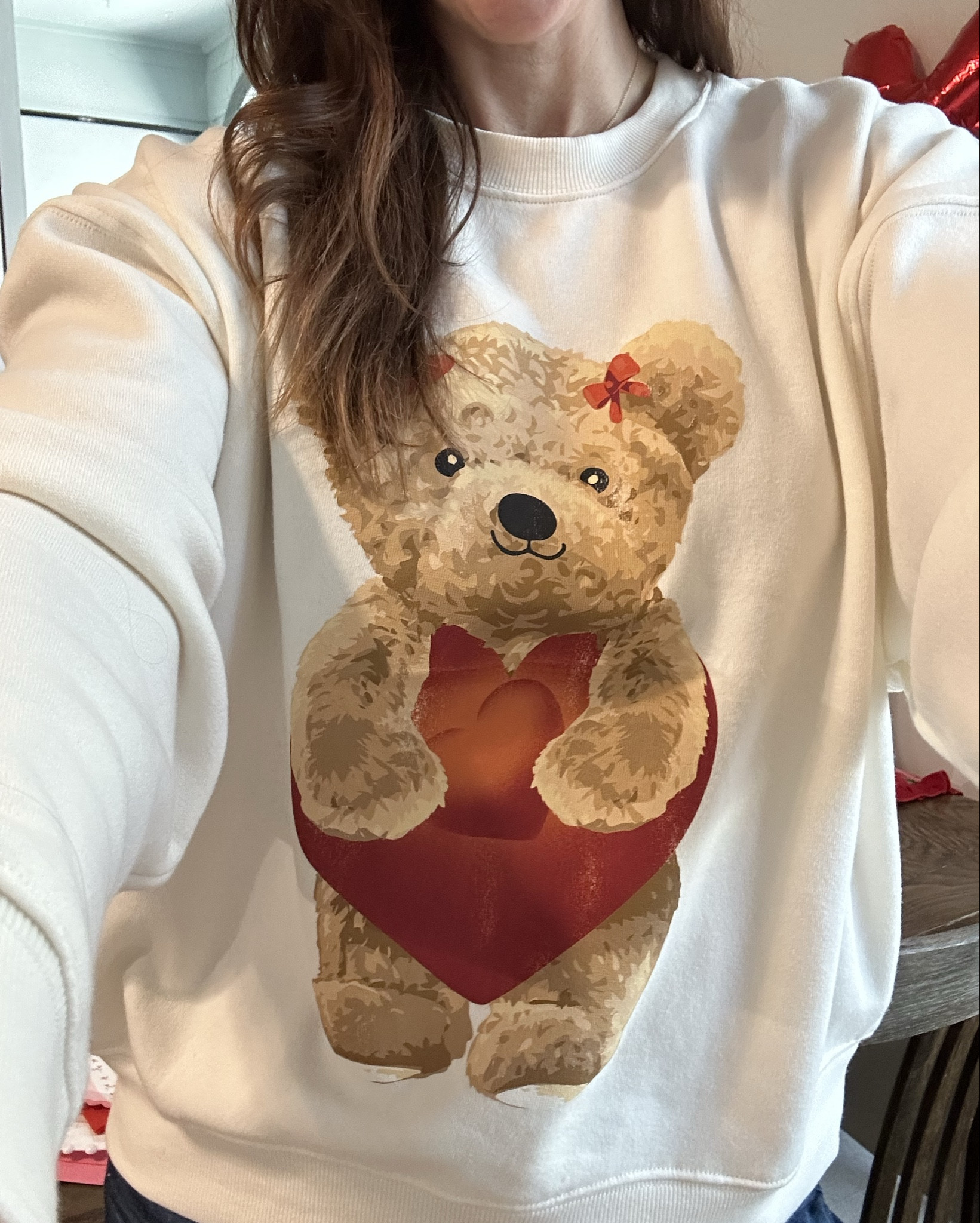 Working in my Galentines tablescape today in the cutest sweater! I sized up to a Medium for a comfortable lose fit! Can’t wait to share my table this week! ❤️

#LTKOver40 #LTKSeasonal #LTKFindsUnder50