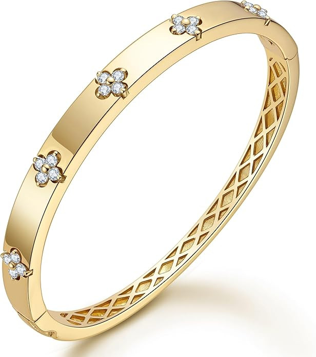 Clover Bracelets for Women Gifts with Lab-Grown Moissanite or Emerald|S925 Sterling Silver Plated... | Amazon (US)