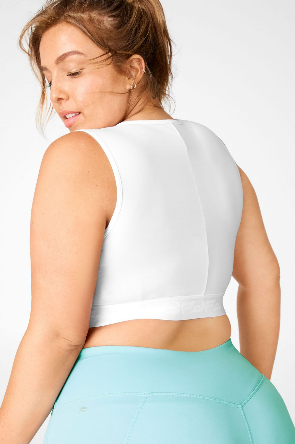 Pia Powertouch Light Front Twist Tank | Fabletics