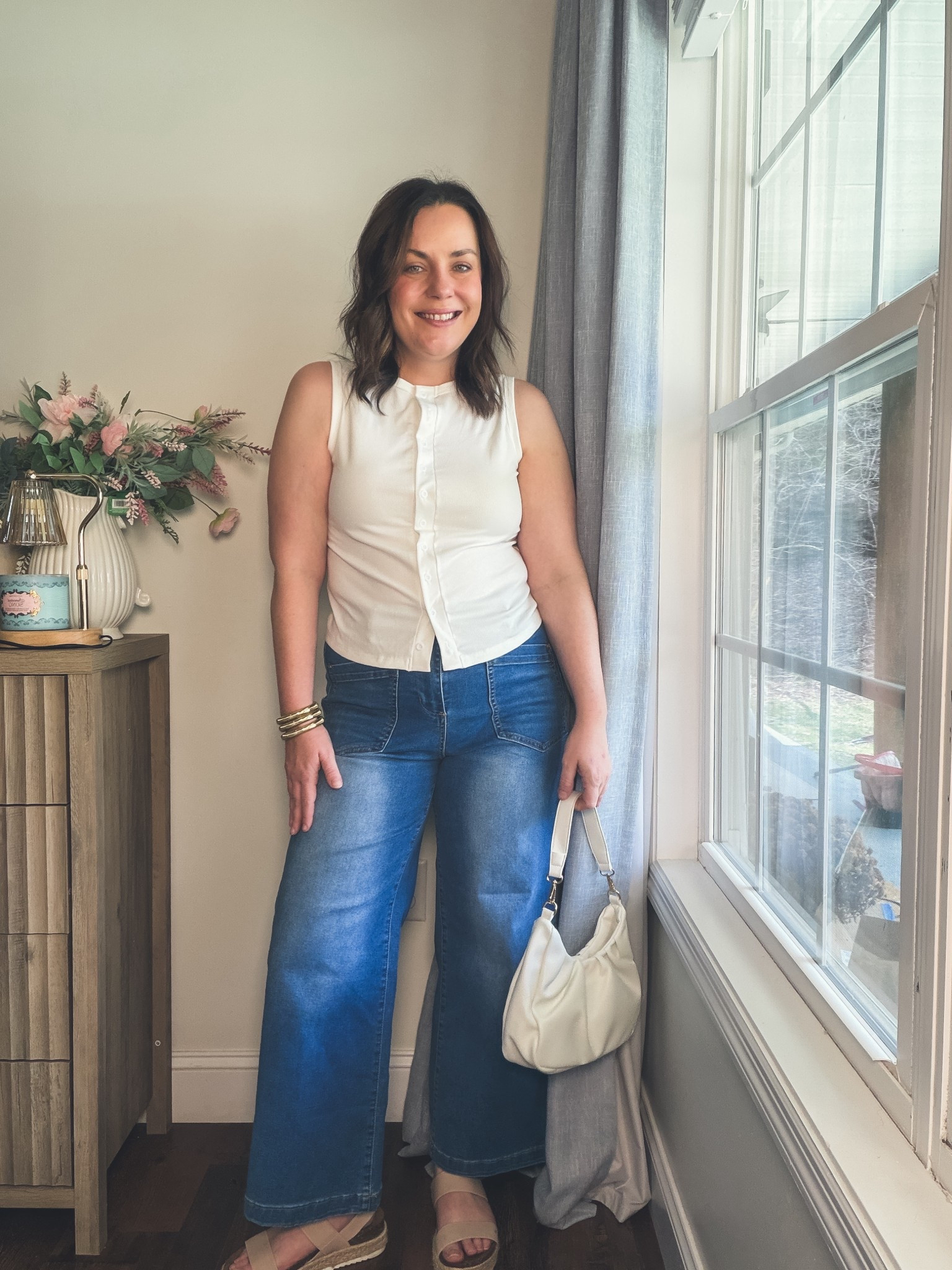 Capsule wardrobe staple 🤍 This Amazon tank is soft, flattering, and goes with everything — jeans, trousers, or layered under a blazer. The perfect everyday basic you’ll reach for on repeat.

#LTKStyle #AmazonFinds #CapsuleWardrobe #WardrobeEssentials #MinimalStyle #EverydayOutfit

#LTKSeasonal #LTKSaleAlert #LTKootd