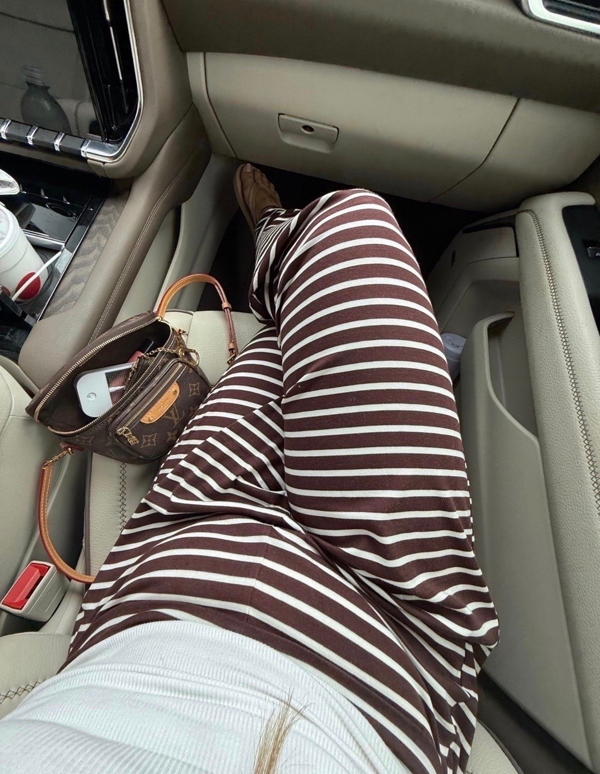 Comfy pants! 🤎

#LTKootd #LTKgrwm #LTKmomlife