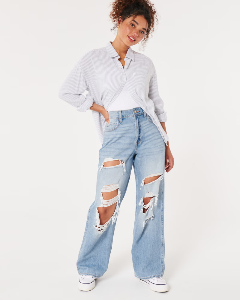 Ultra High-Rise Lightweight Ripped Medium Wash Baggy Jeans | Hollister (US)