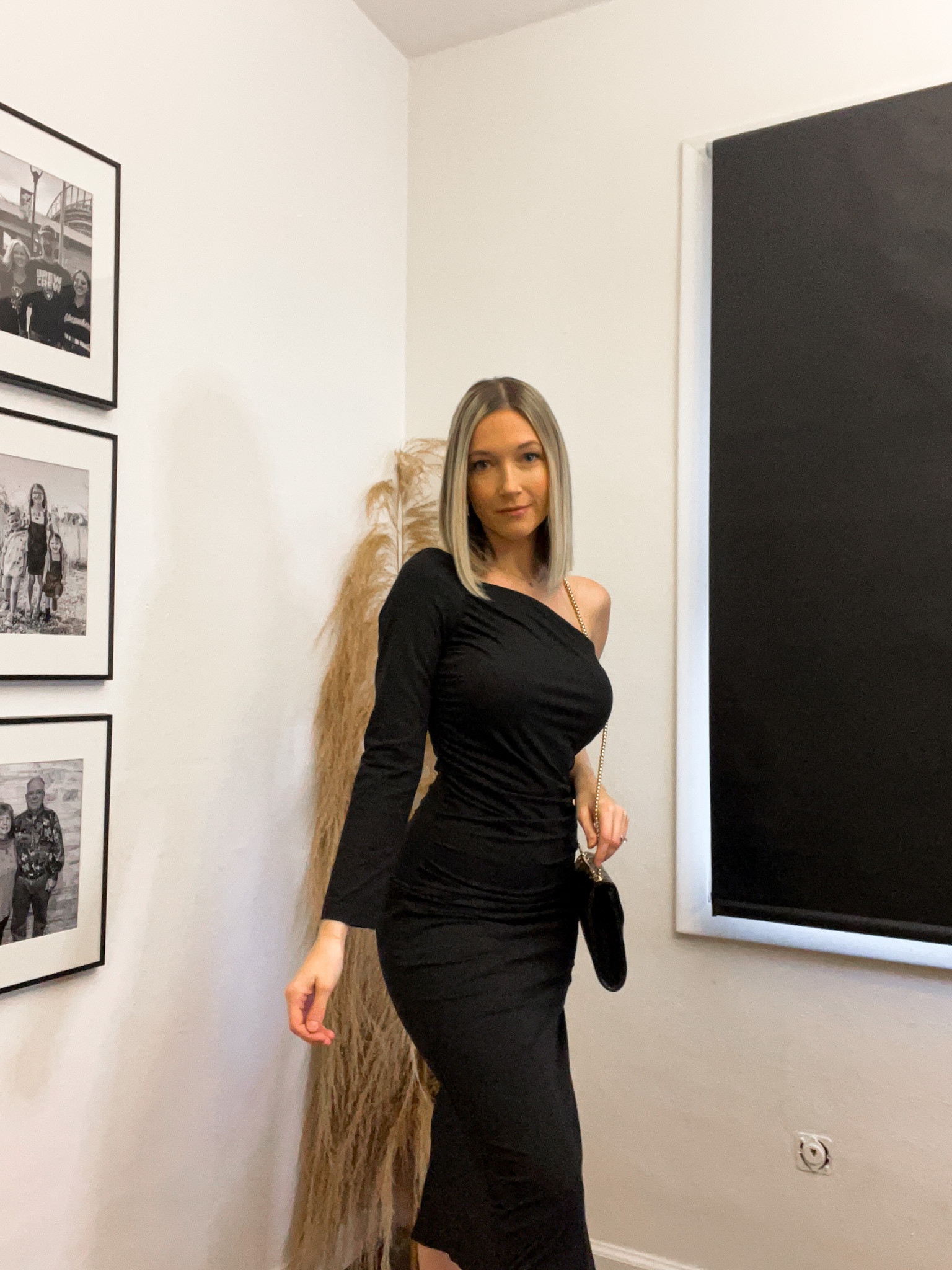 Holiday dress, holiday party, holiday party dress, holiday outfit, holiday outfit ideas, holiday outfit inspo, New Years dress, New Year's Eve dress, black dress, little black dress, one sleeve dress, holiday fashion, holiday style, winter fashion, winter style, winter dress, black handbag, black crossbody dress

#LTKHoliday #LTKGiftGuide #LTKSeasonal