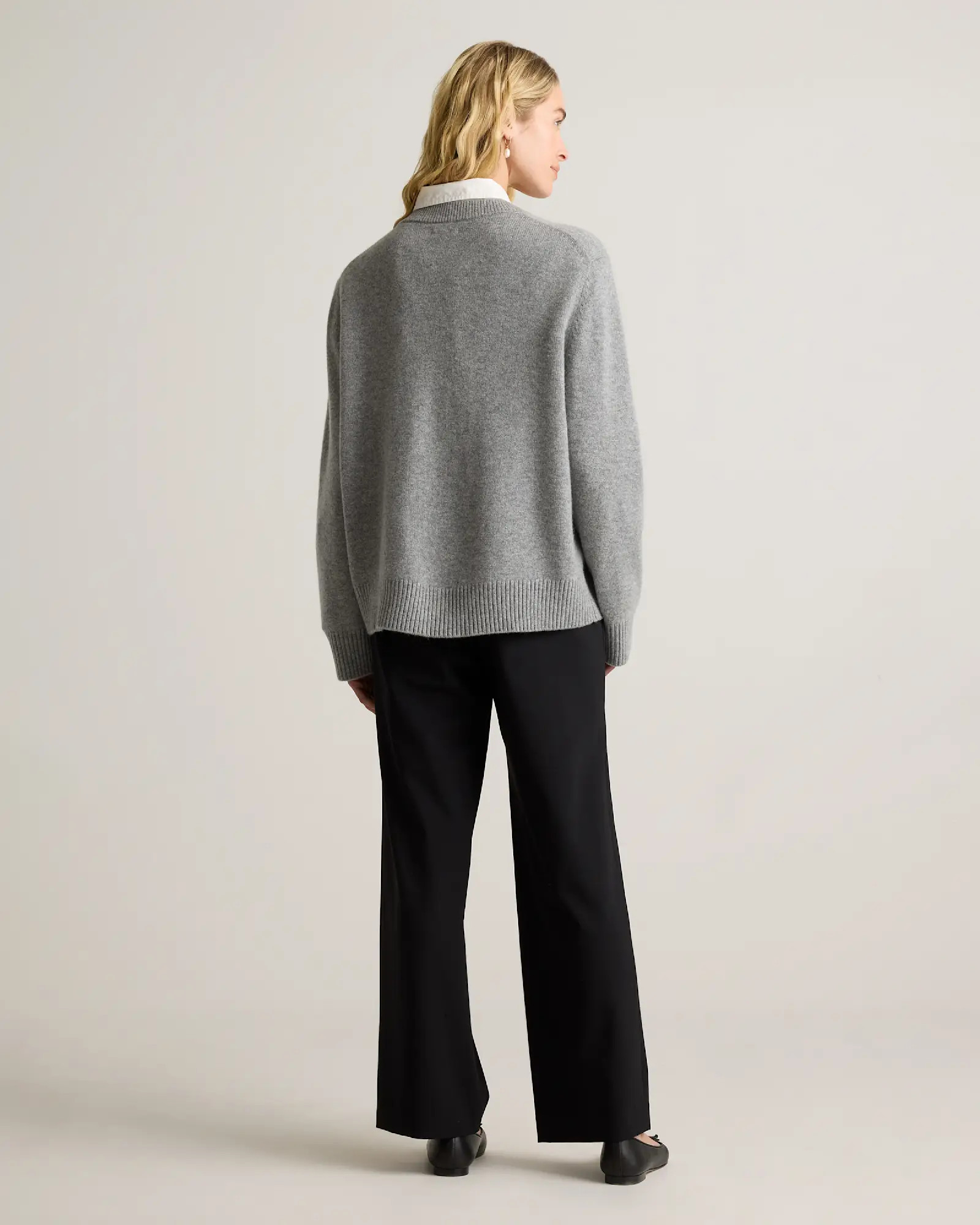 Mongolian Cashmere Oversized Crewneck Sweater in Heather Grey | Quince