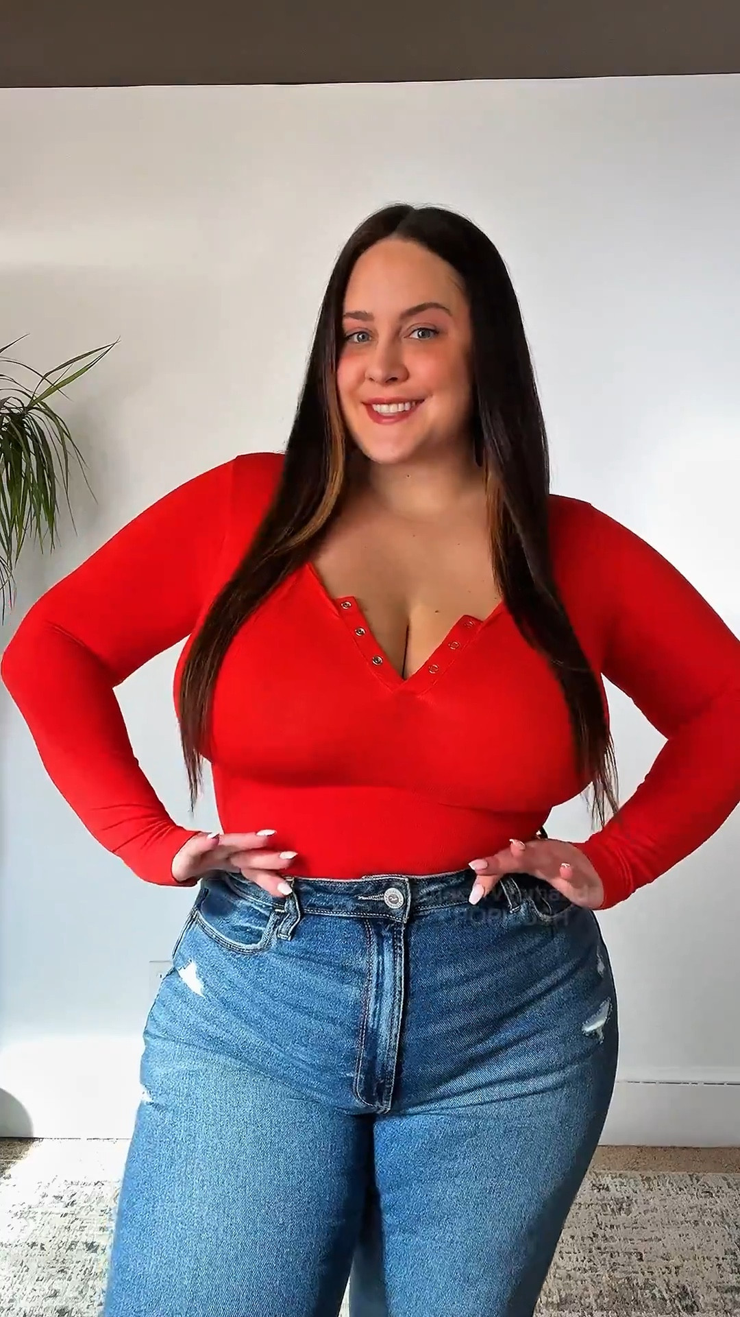 Bodysuit shown in a size XXL, 

Jeans are Hollister Curvy size 15/16 

#LTKStyleTip #LTKPlusSize #LTKMidsize