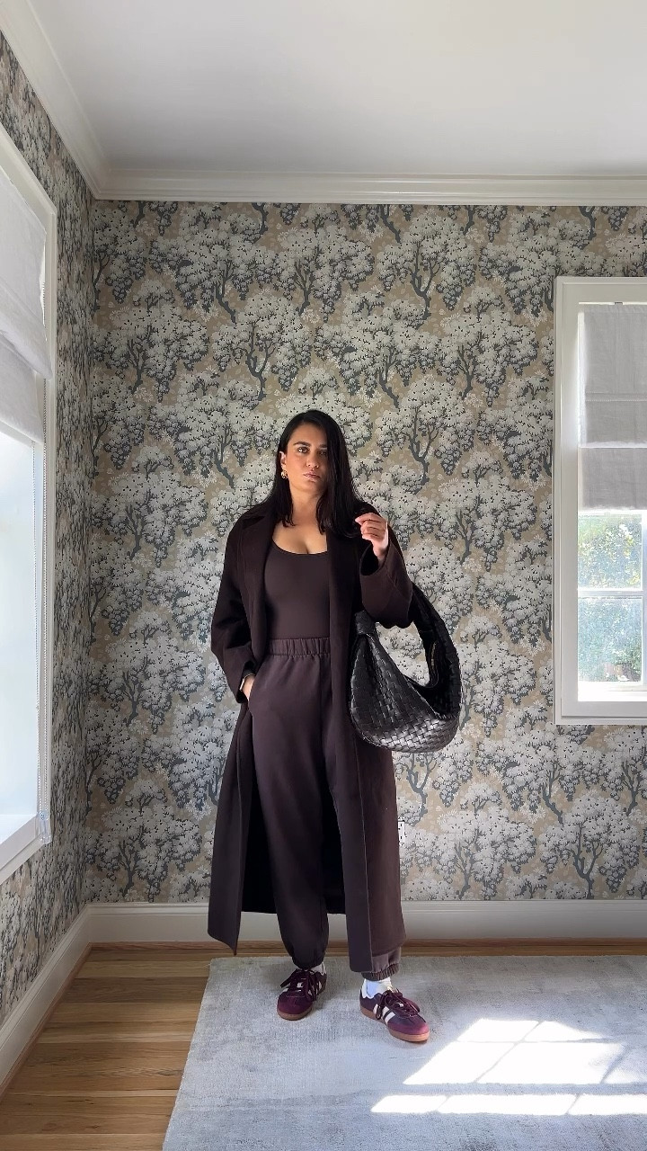 Fall outfit, travel outfit, sneakers 

Literally the most comfy, chic outfit ever! The cami is sold out but linking similar options from the same brand!

#LTKFindsUnder100 #LTKVideo #LTKStyleTip