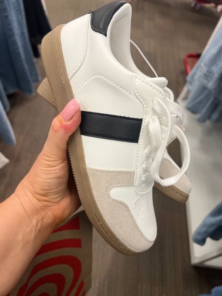 These Target sneakers are the cutest!!!!!
I love the retro vibe to them. The neutral color scheme will go with everything.
My size was sold out in store, so on line I go! 😉
Sneakers, athletic shoes , Target, affordable, summer

#LTKFindsUnder50 #LTKShoeCrush #LTKSeasonal