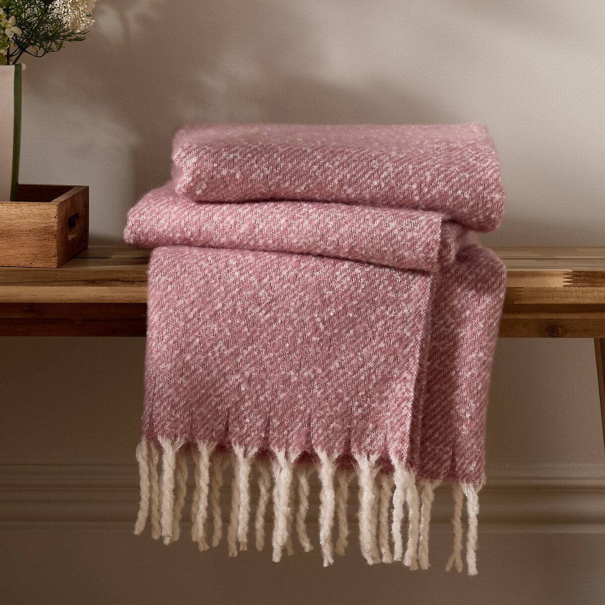 Nature Isla Woven Tasselled Throw | La Redoute (UK)