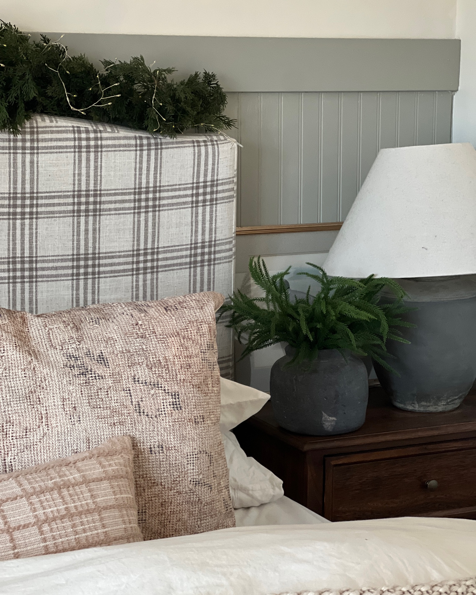 Holiday bedroom styling! Slipcovered bed, affordable styling. Casaluna bed blanket on sale this week. Affordable Christmas stems. 

#LTKHome #LTKSeasonal #LTKHoliday