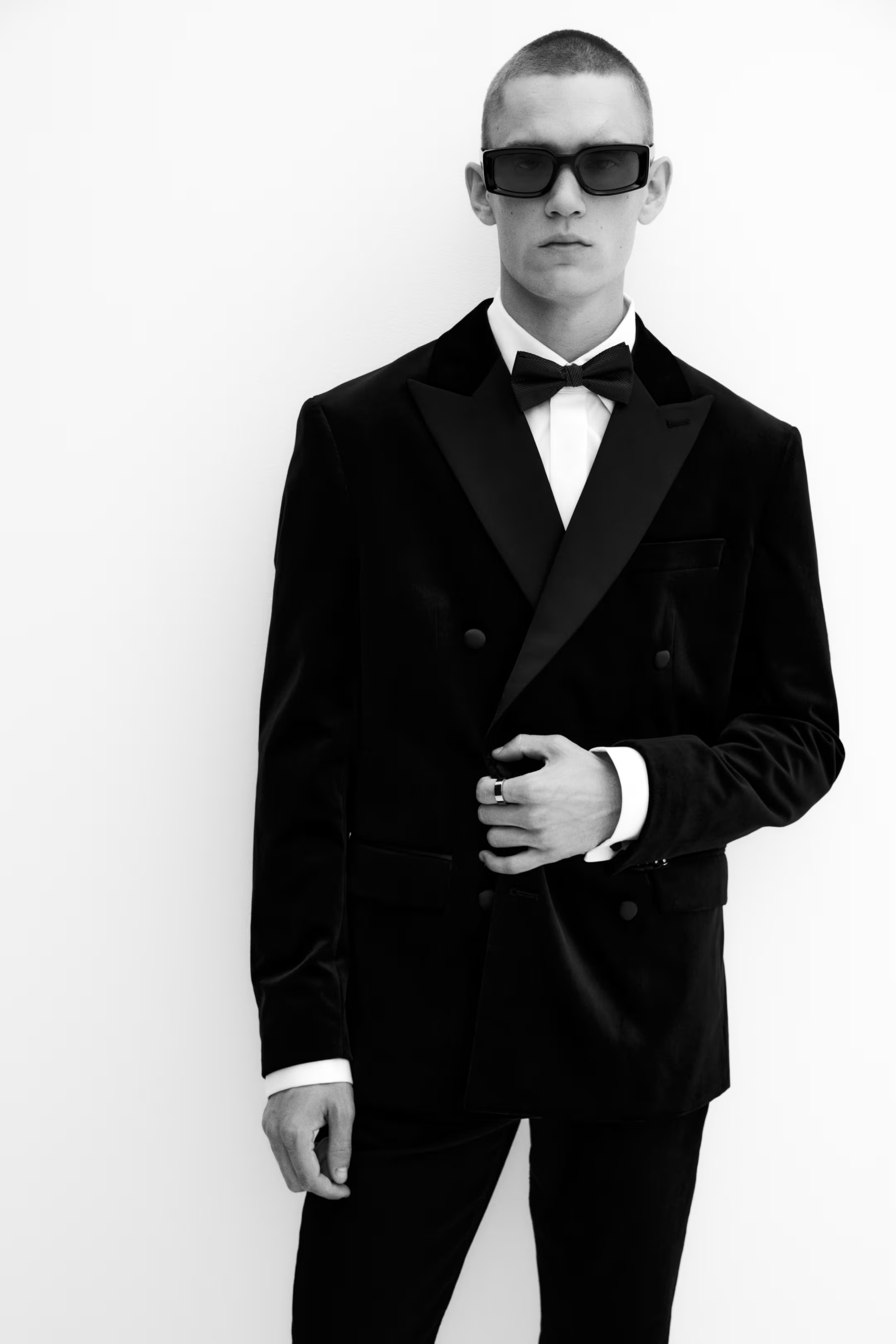 Regular-Fit Double-Breasted Velvet Jacket | H&M (US + CA)