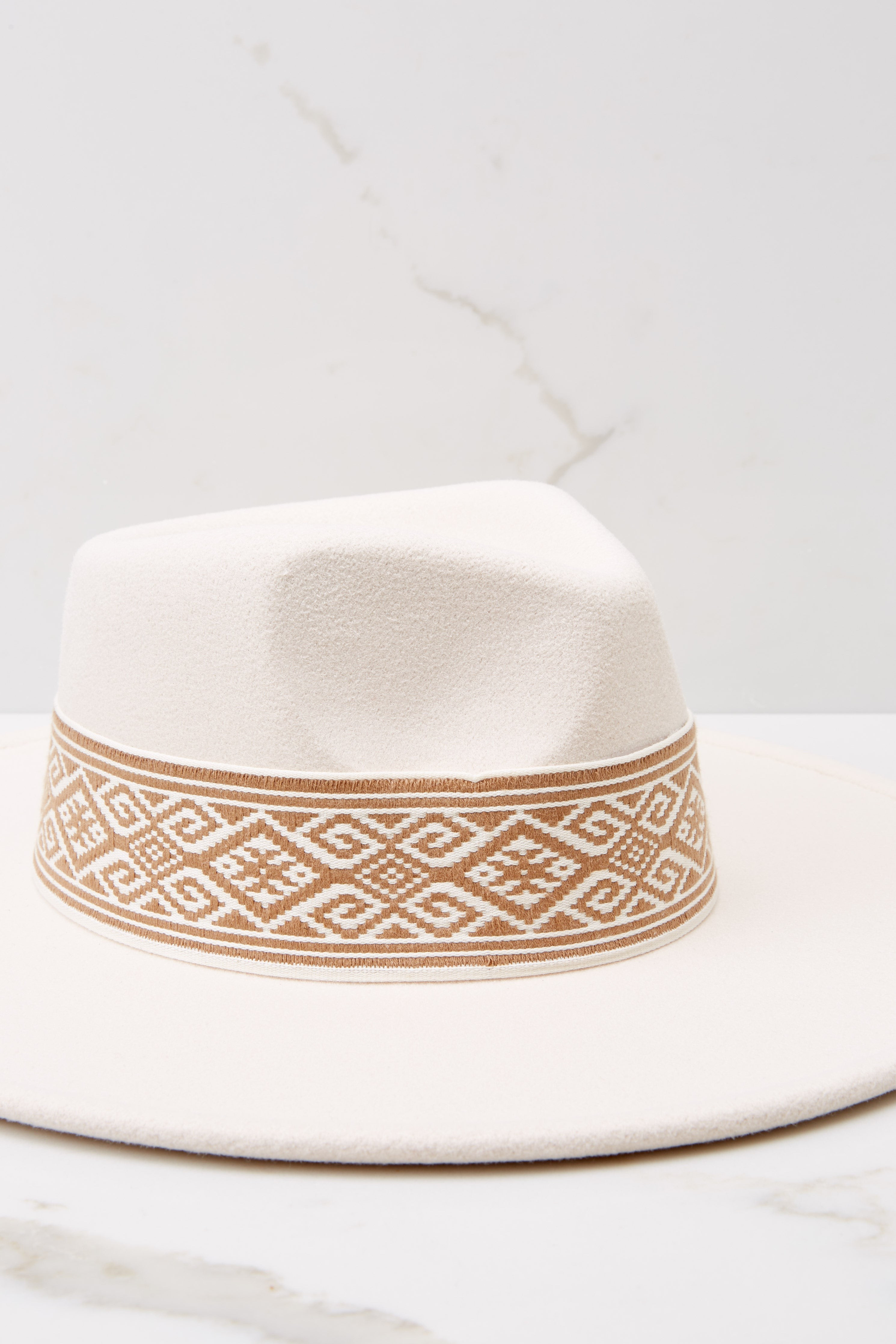 Ride In Style Ivory Hat | Red Dress 