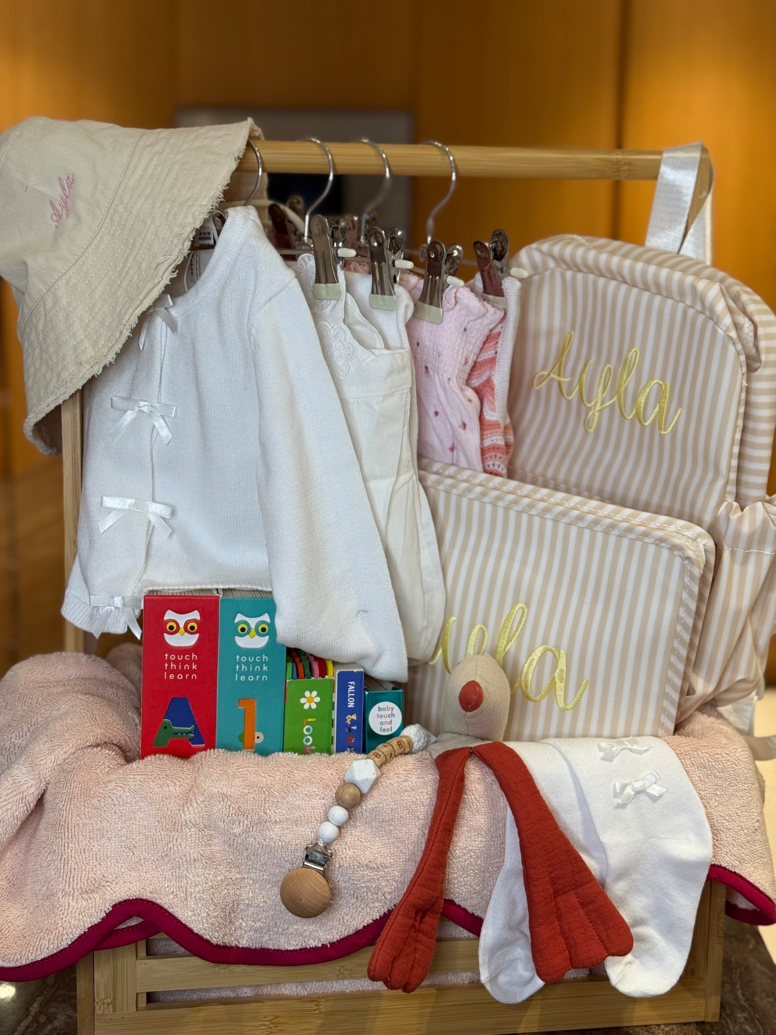 Welcome Baby Girl Gift Basket 💗

#LTKFamily #LTKBump #LTKBaby