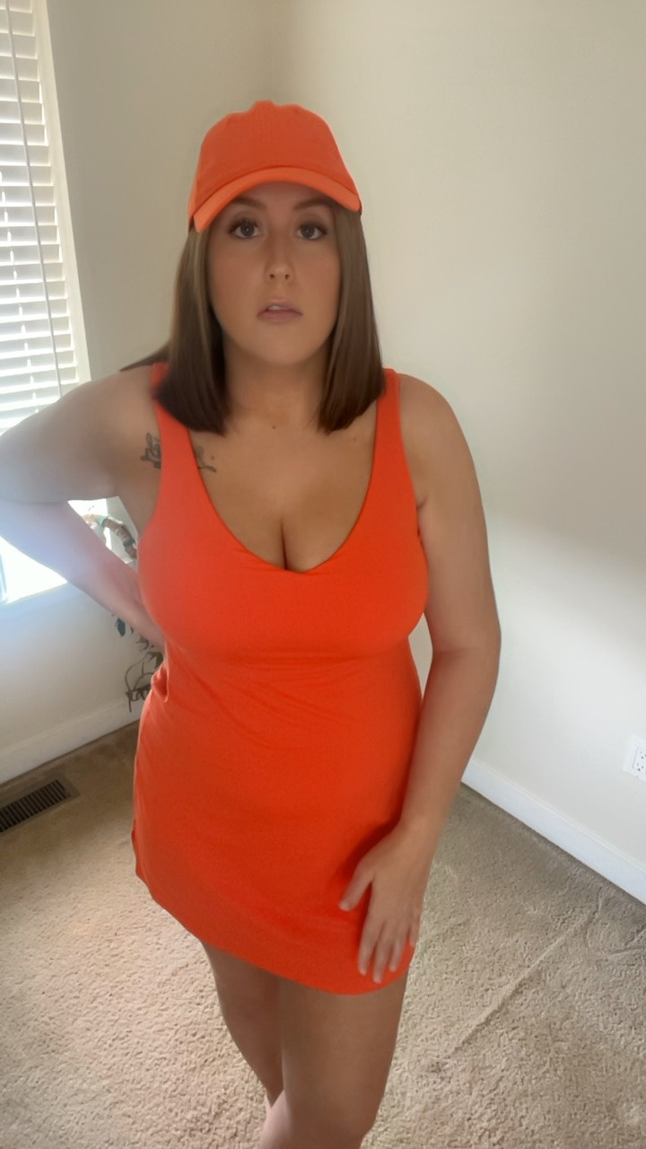 I have found “THE” dress! When I tell you the comfort is unmatched. Tall girl friendly, midsize flattering, built in bra 🔥

#LTKMidsize #LTKTall #LTKActive