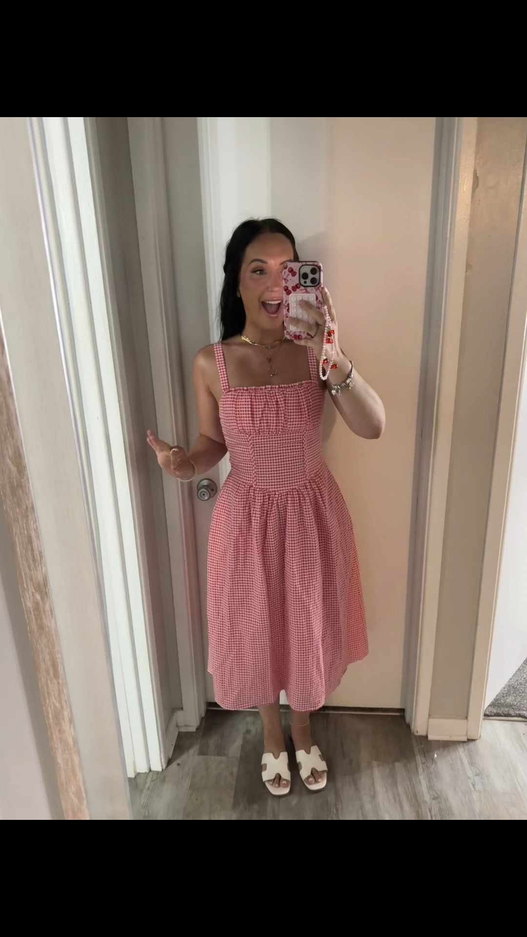 Stunning $35 dress comes in 3 colors! 

Target dress
Target finds
White dress
Bridal dress 

#LTKStyleTip #LTKFindsUnder50 #LTKSummerEdit

#LTKSummerEdit #LTKSeasonal #LTKParties