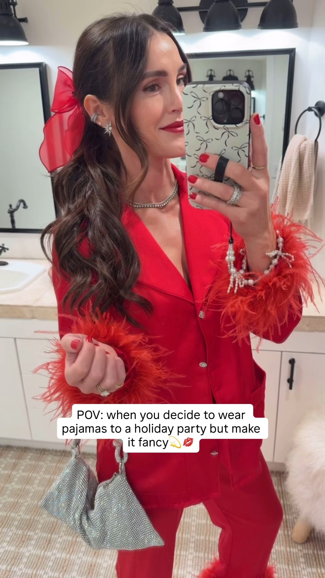 POV : when you decide to wear pajamas to a holiday party but make it fancy💫💋Mrs. Claus vibessssss YES please!!🤶🏻 Who’s with me?!!☺️

Christmas makeup
Pjs 
Bow 

#LTKHoliday #LTKBeauty