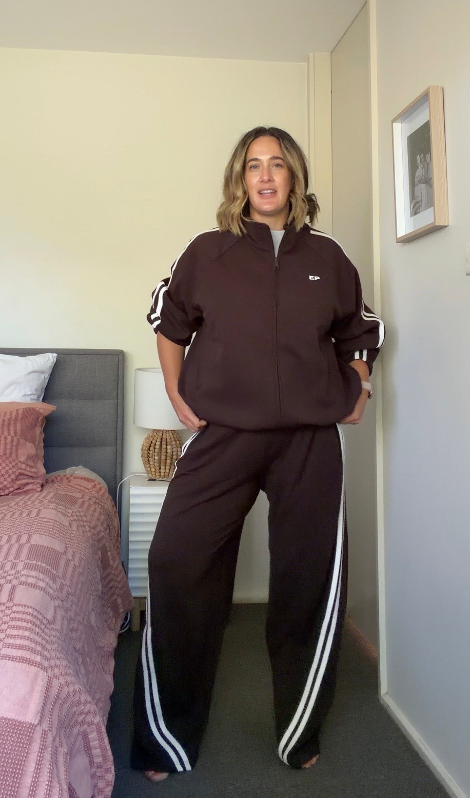 My Ena Pelly try on- all linked here.
I’m wearing a 16 in everything xx 

#midsize #enapelly #tryon #tracksuit